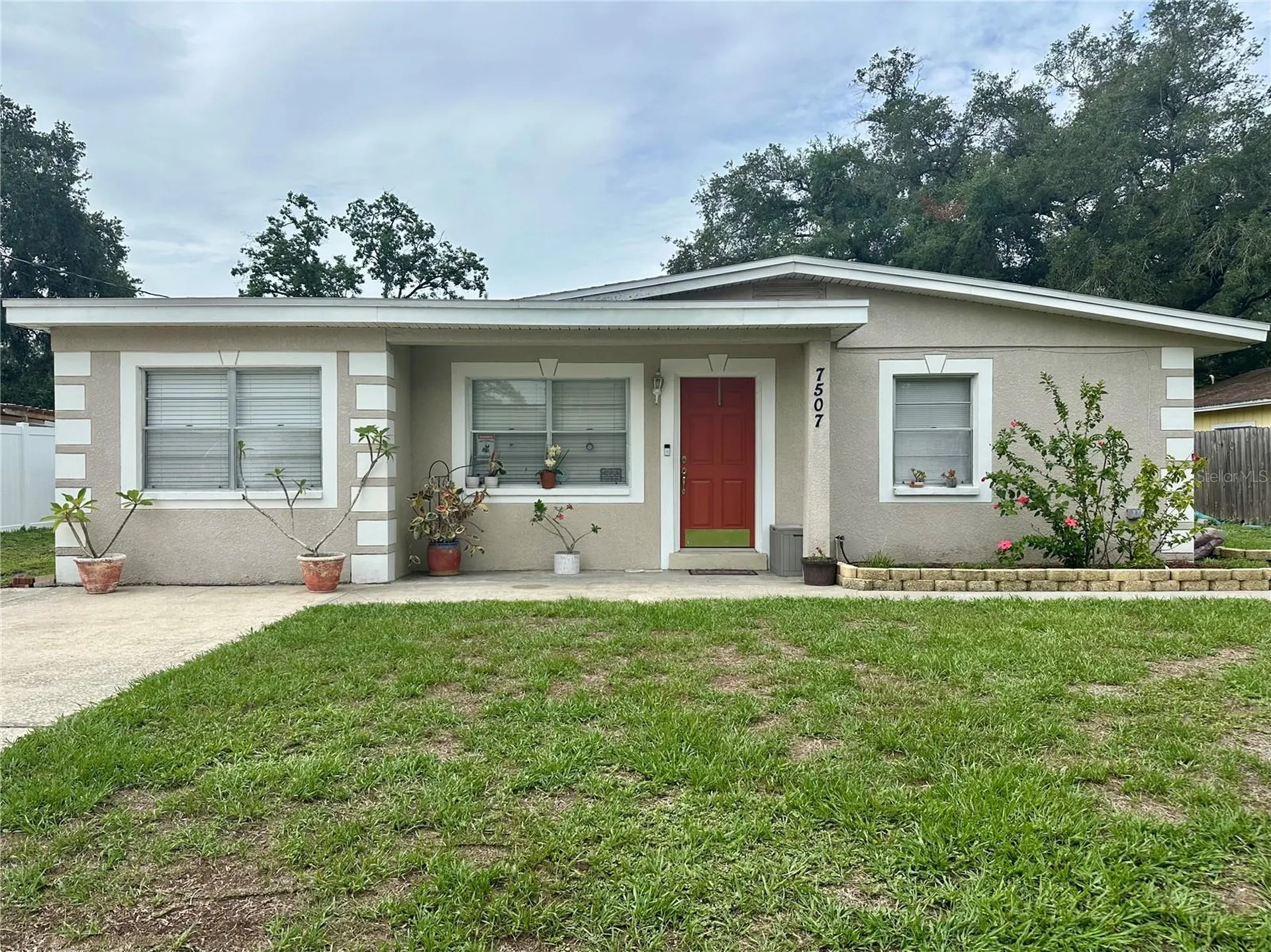 7507 Coral Vine Lane Tampa FL 33619