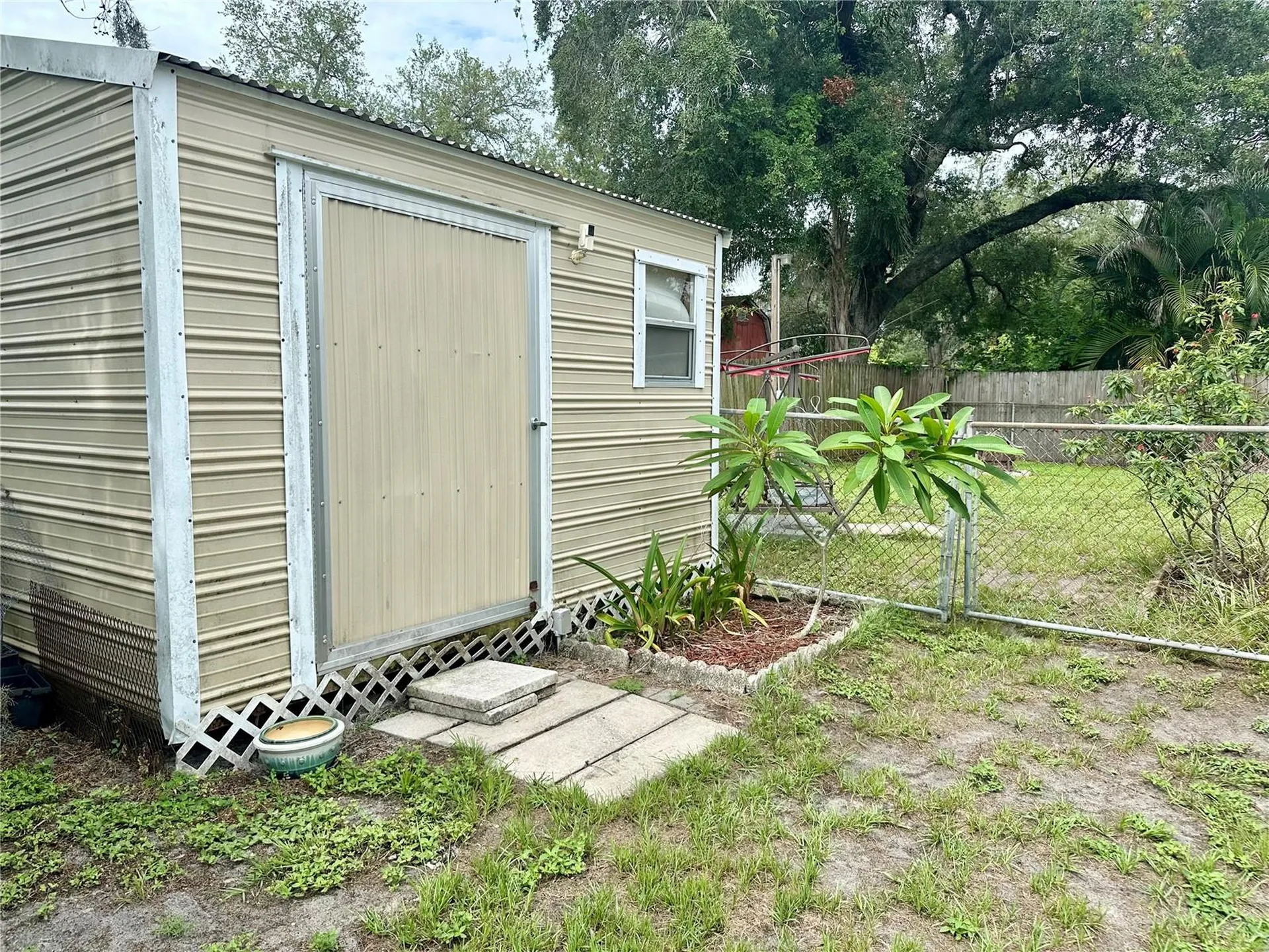 7507 Coral Vine Lane Tampa FL 33619