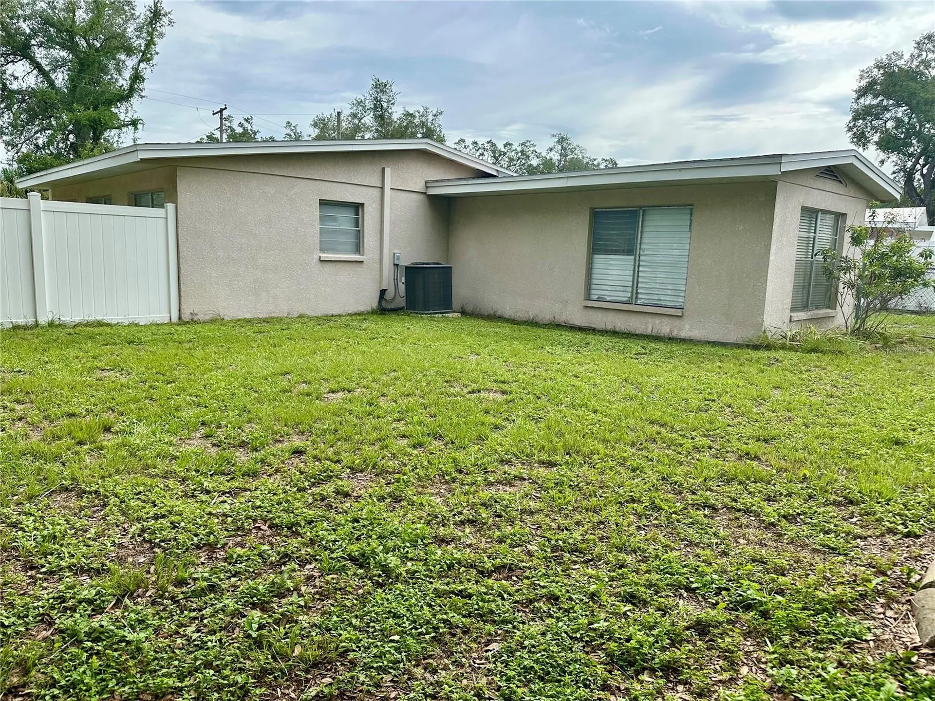 7507 Coral Vine Lane Tampa FL 33619
