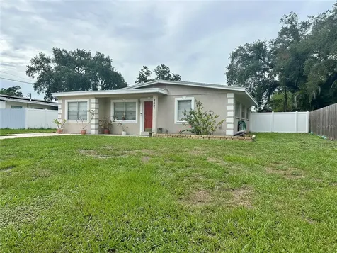 7507 Coral Vine Lane Tampa FL 33619