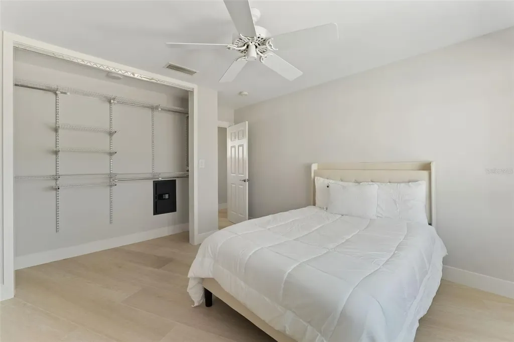 11050 7th Street E Treasure Island FL 33706