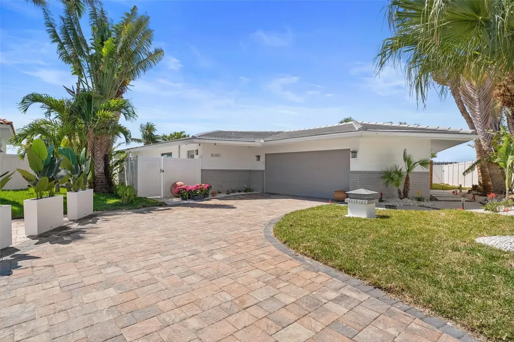 11050 7th Street E Treasure Island FL 33706