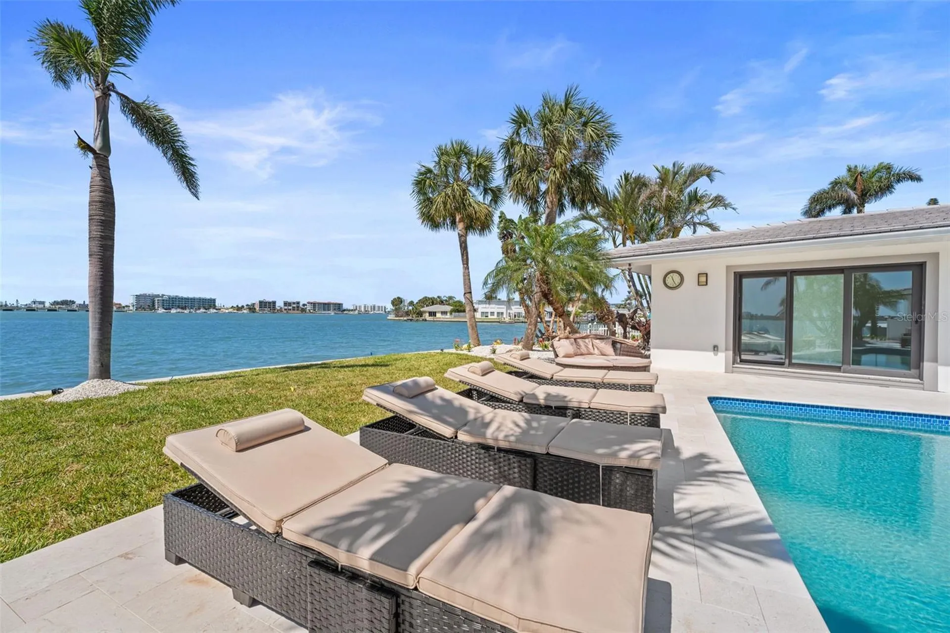 11050 7th Street E Treasure Island FL 33706