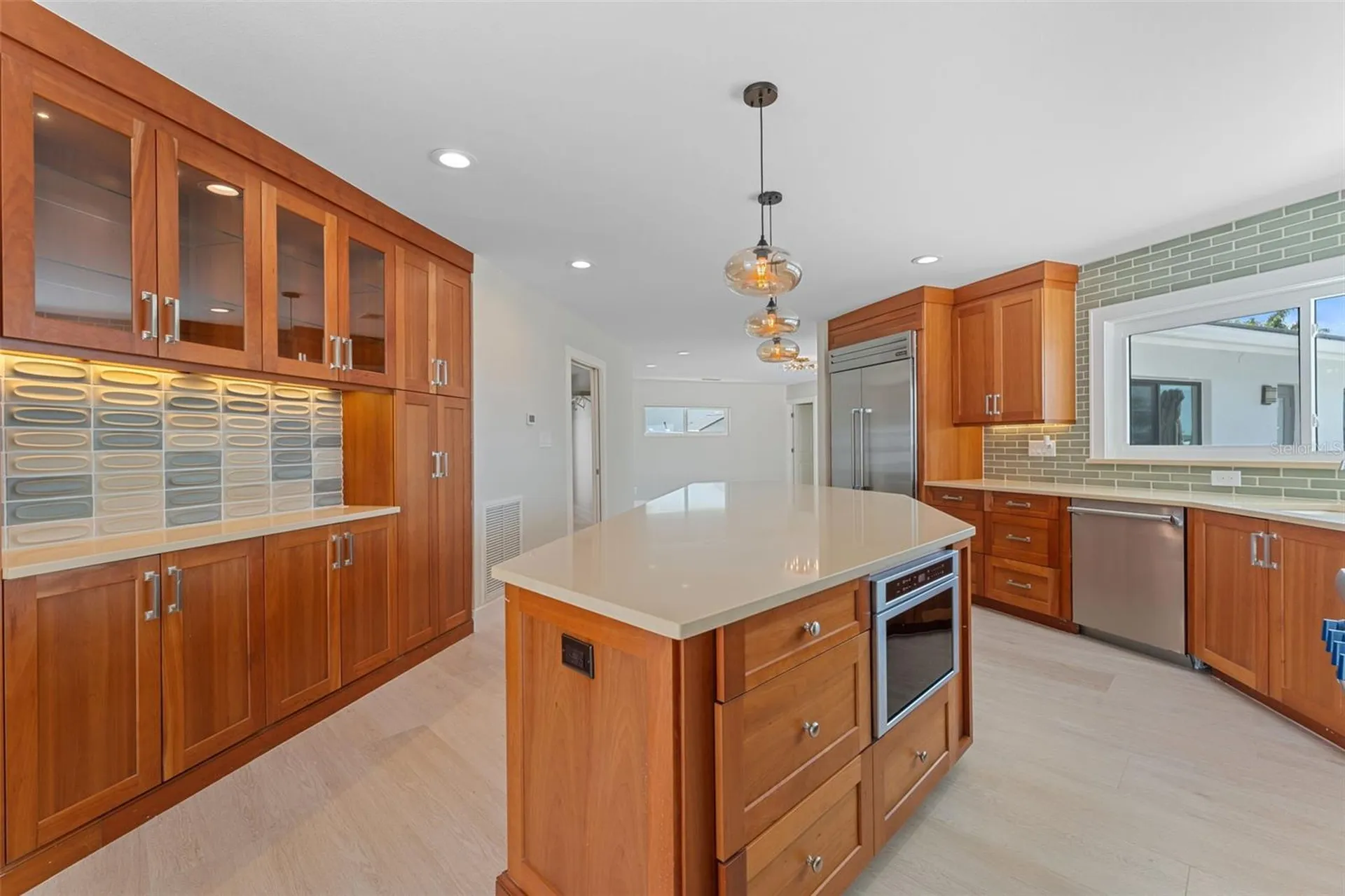 11050 7th Street E Treasure Island FL 33706