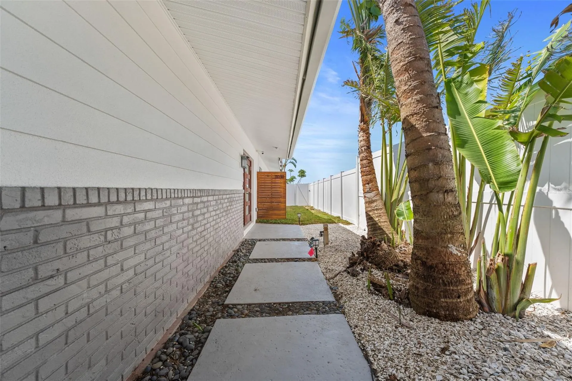 11050 7th Street E Treasure Island FL 33706
