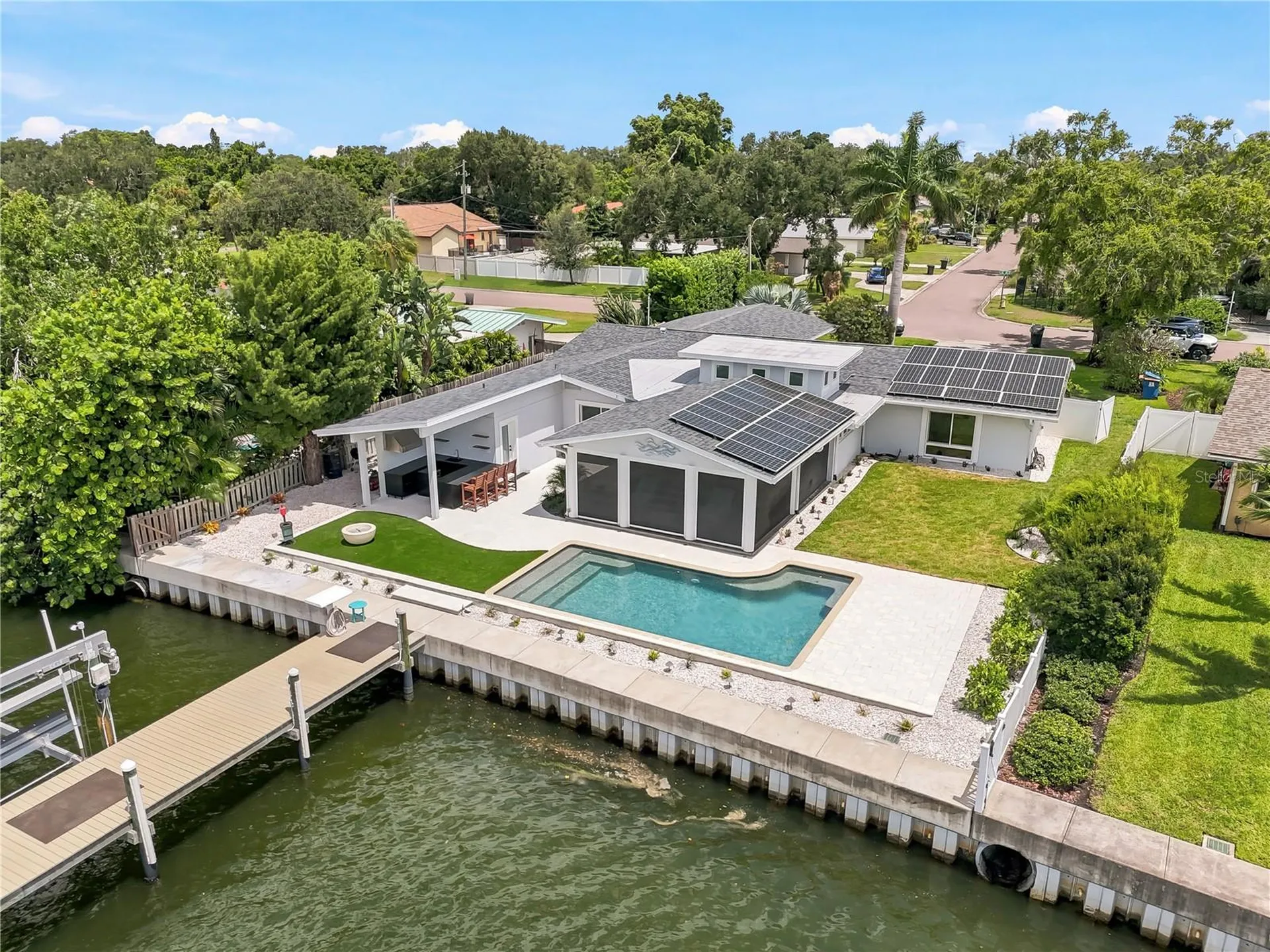 3896 42nd Avenue S St Petersburg FL 33711
