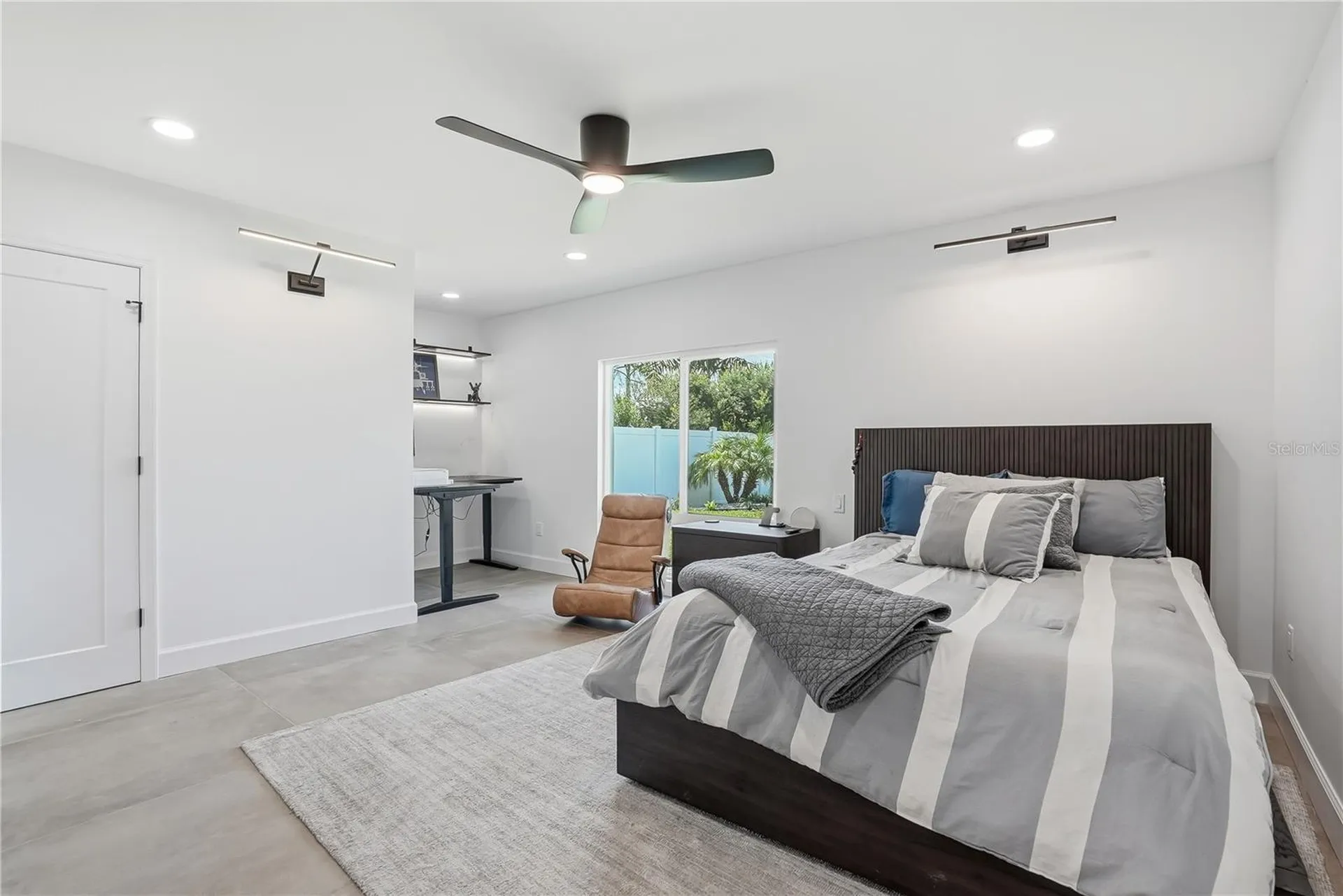 3896 42nd Avenue S St Petersburg FL 33711