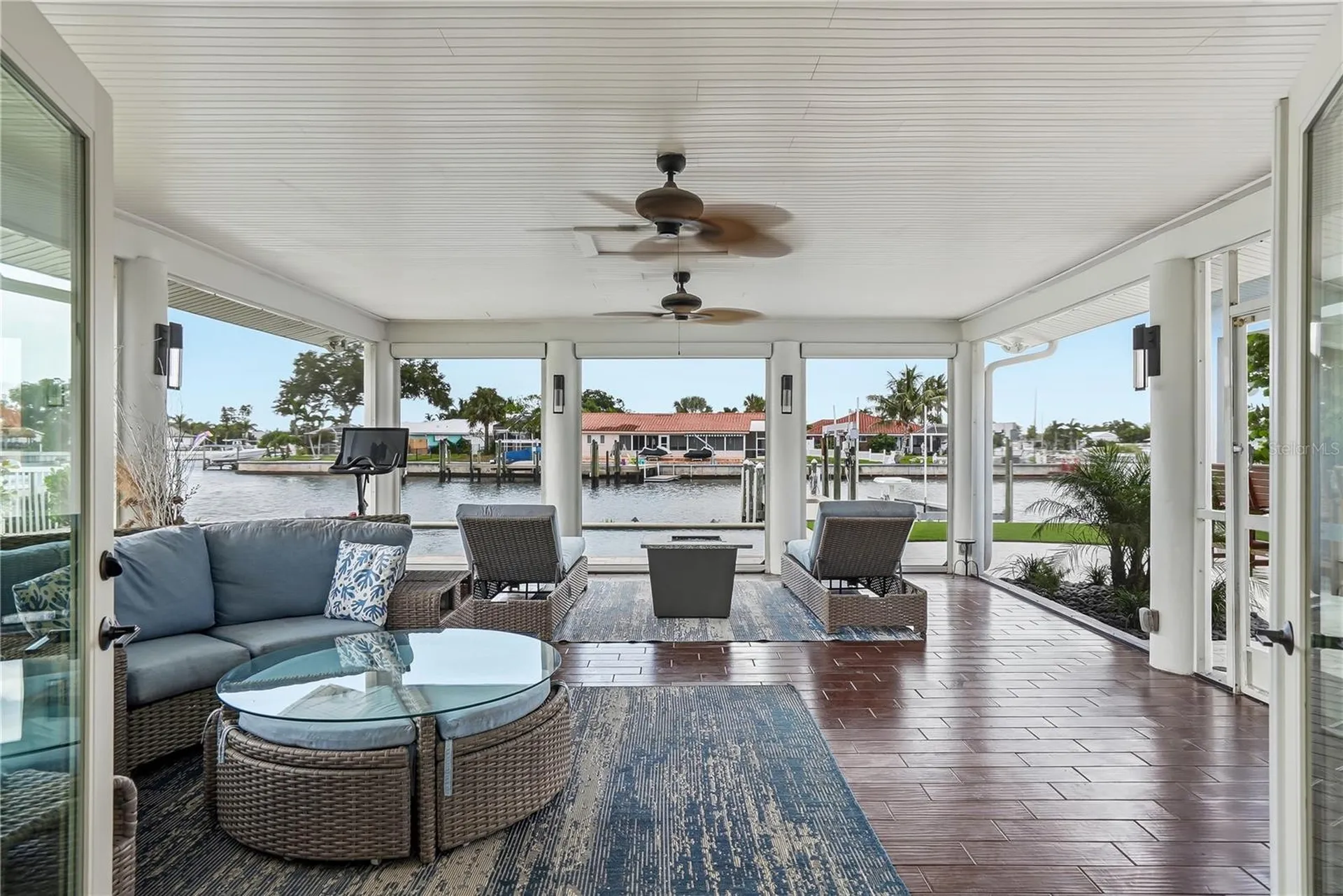 3896 42nd Avenue S St Petersburg FL 33711