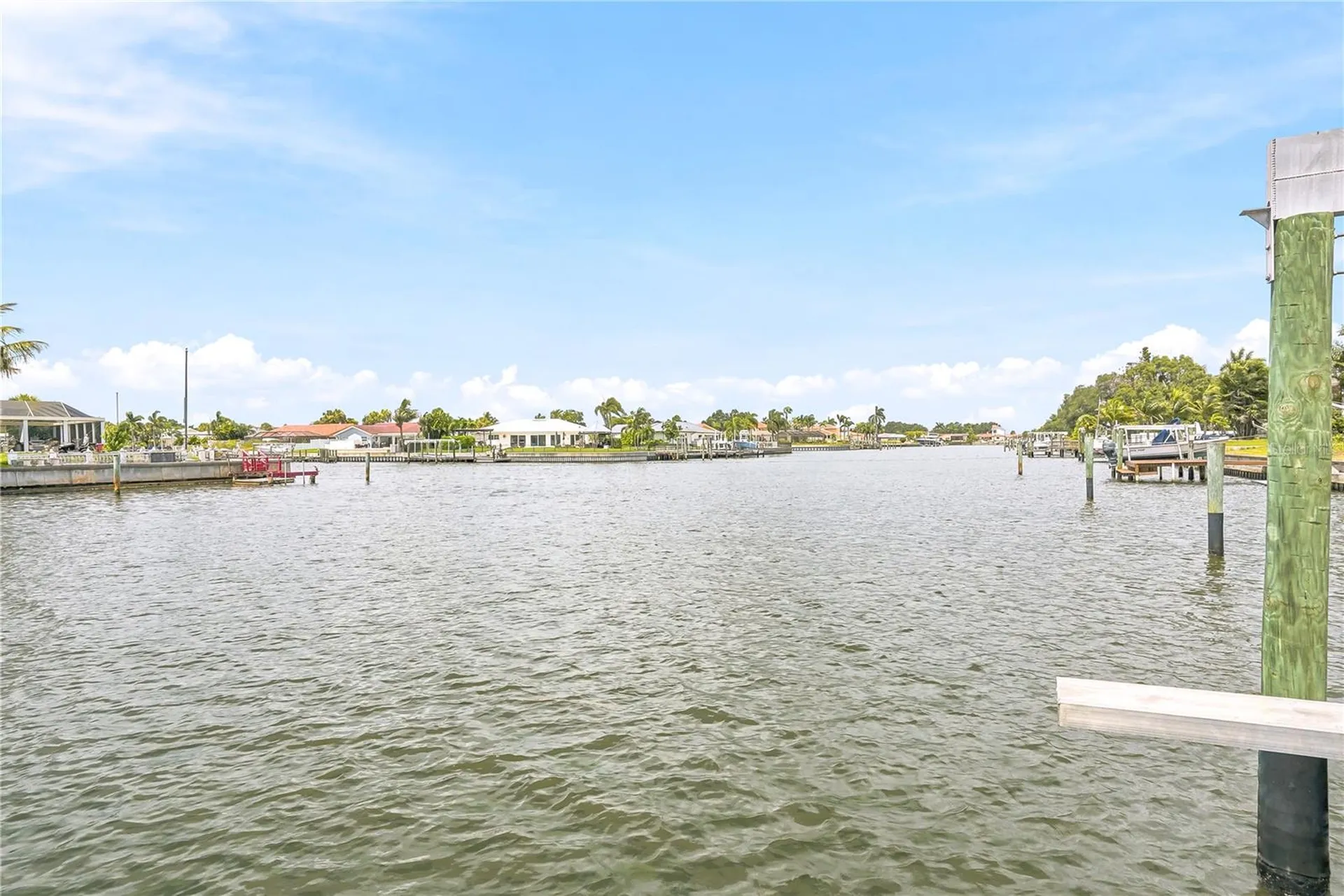 3896 42nd Avenue S St Petersburg FL 33711