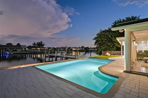 3896 42nd Avenue S St Petersburg FL 33711