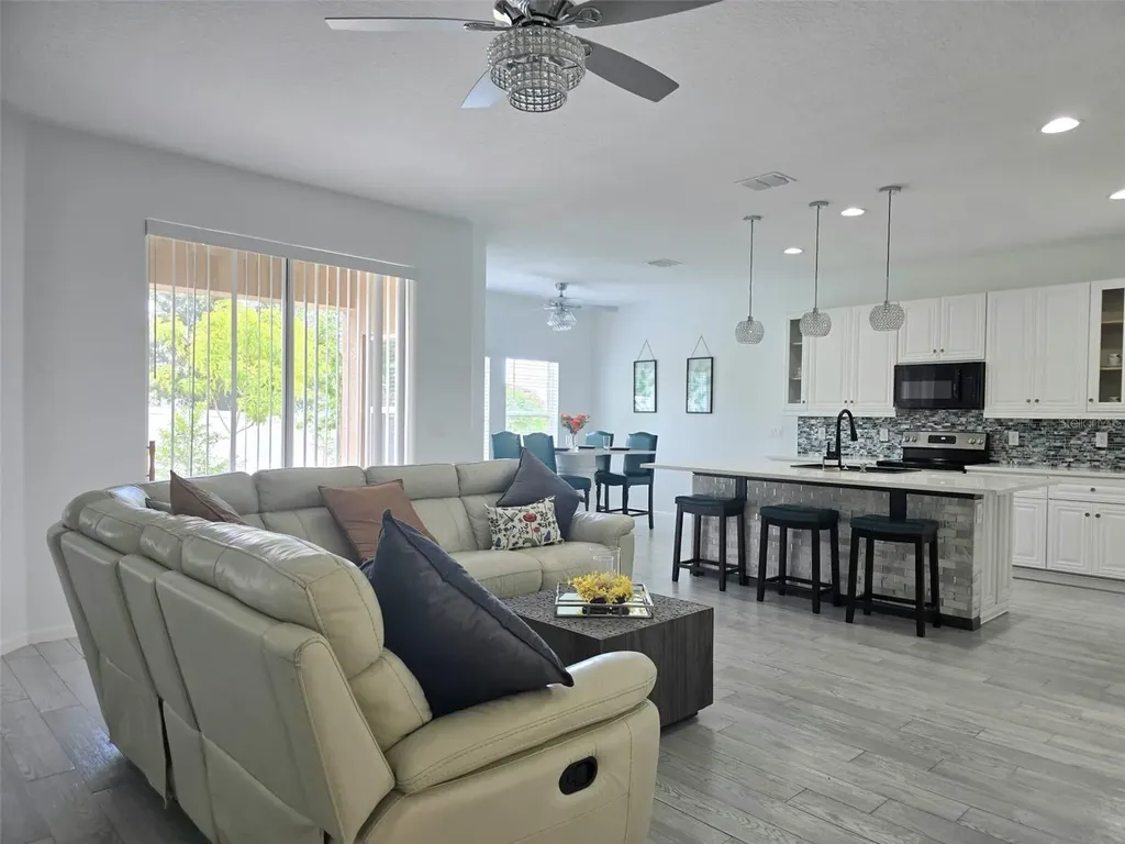 625 Disa Drive Davenport FL 33837