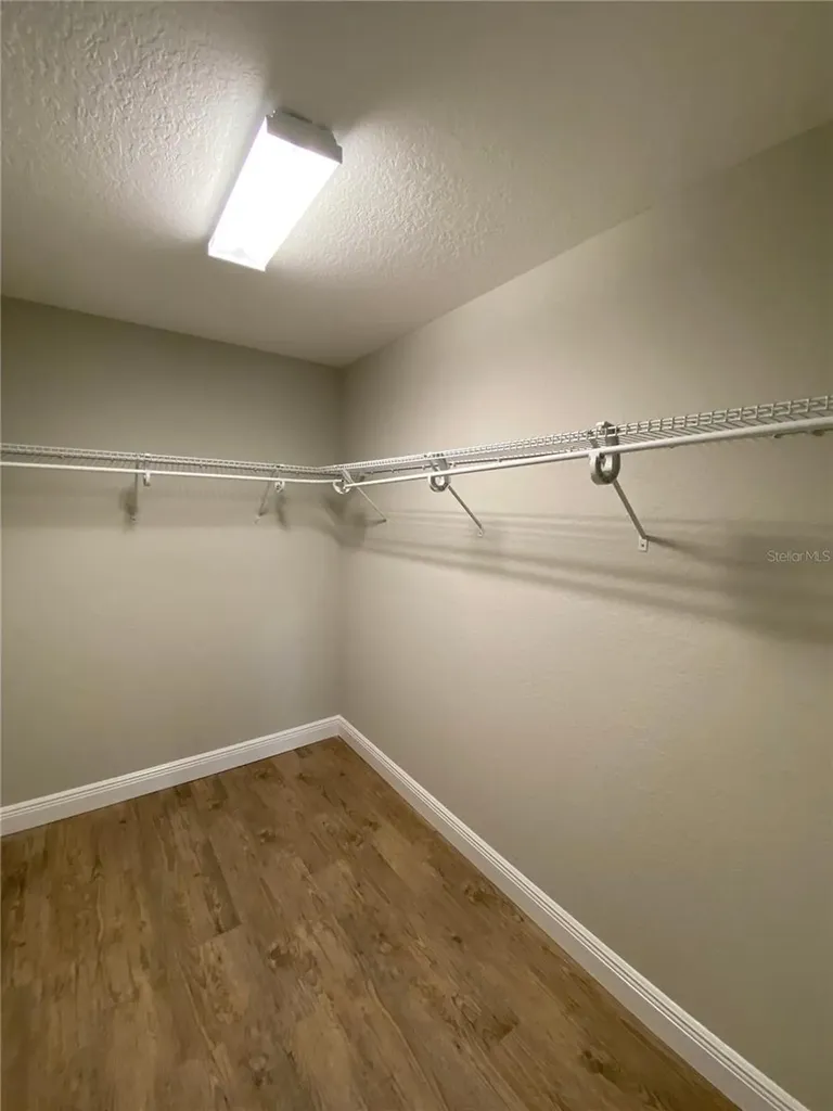 12 Oak Trail Ocala FL 34472