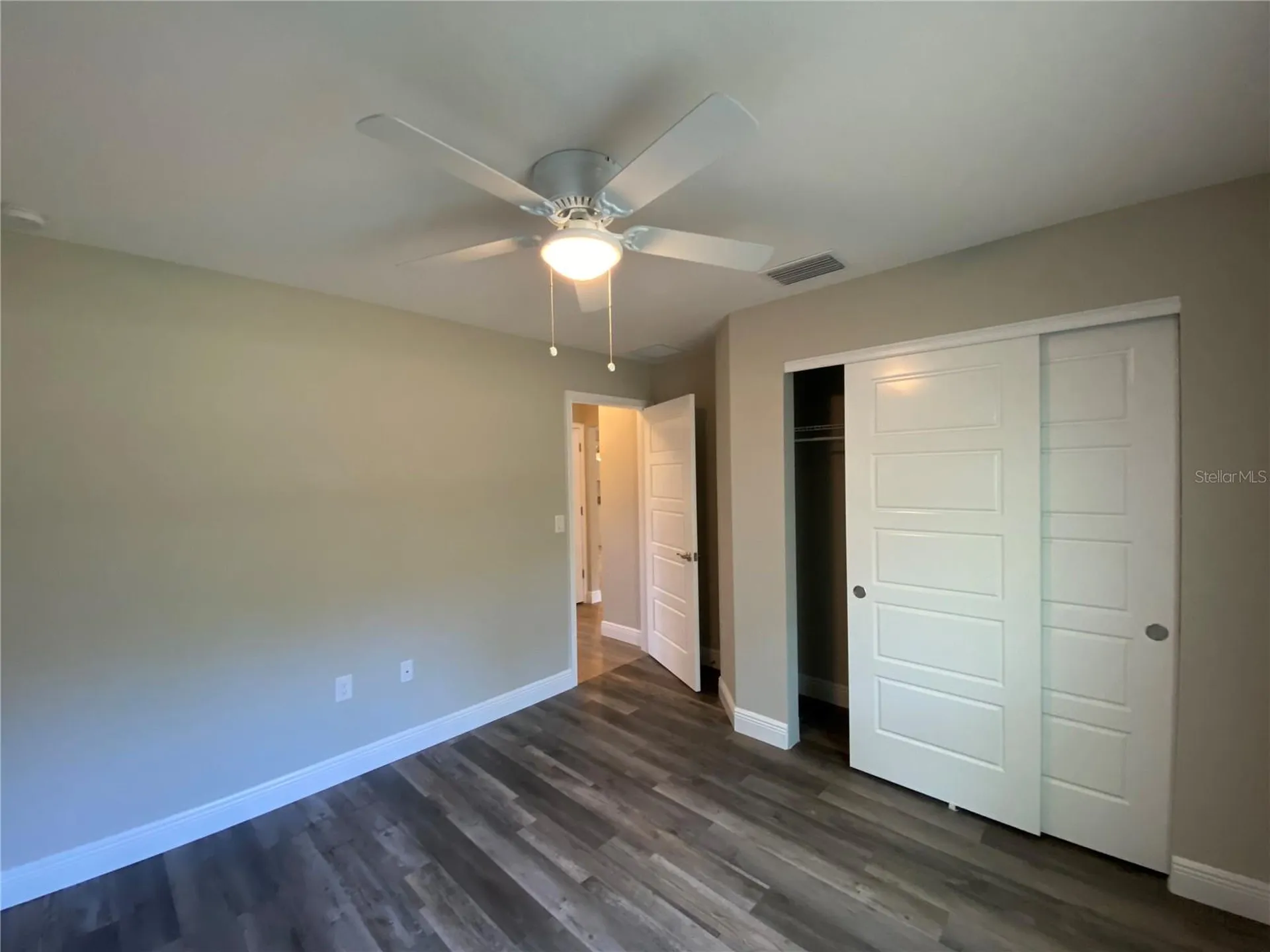 12 Oak Trail Ocala FL 34472