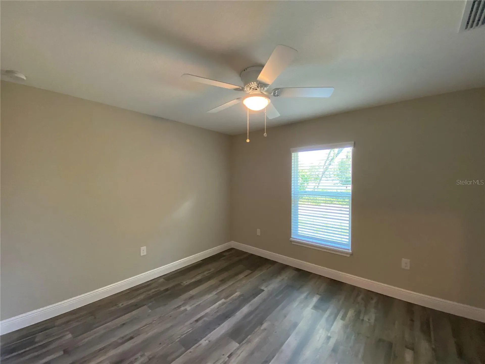12 Oak Trail Ocala FL 34472