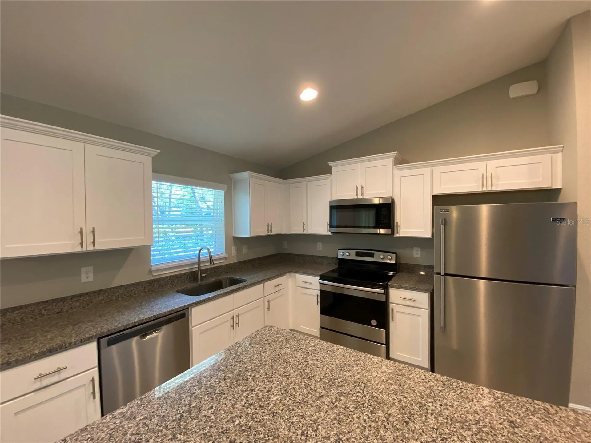 12 Oak Trail Ocala FL 34472