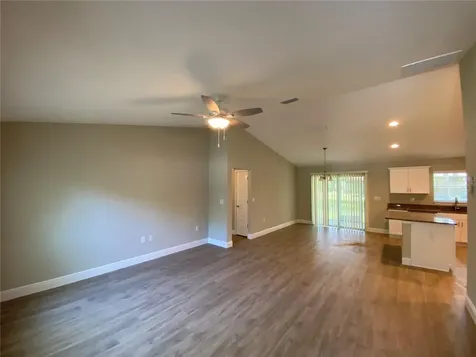 12 Oak Trail Ocala FL 34472