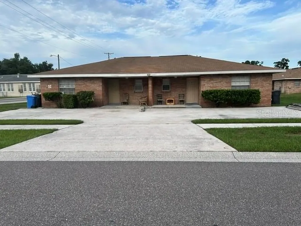 420 Big Cedar Way Brandon FL 33510