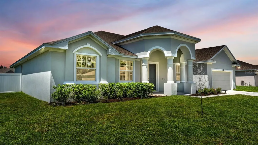 283 Cove At Eagle Lake Circle Eagle Lake FL 33839