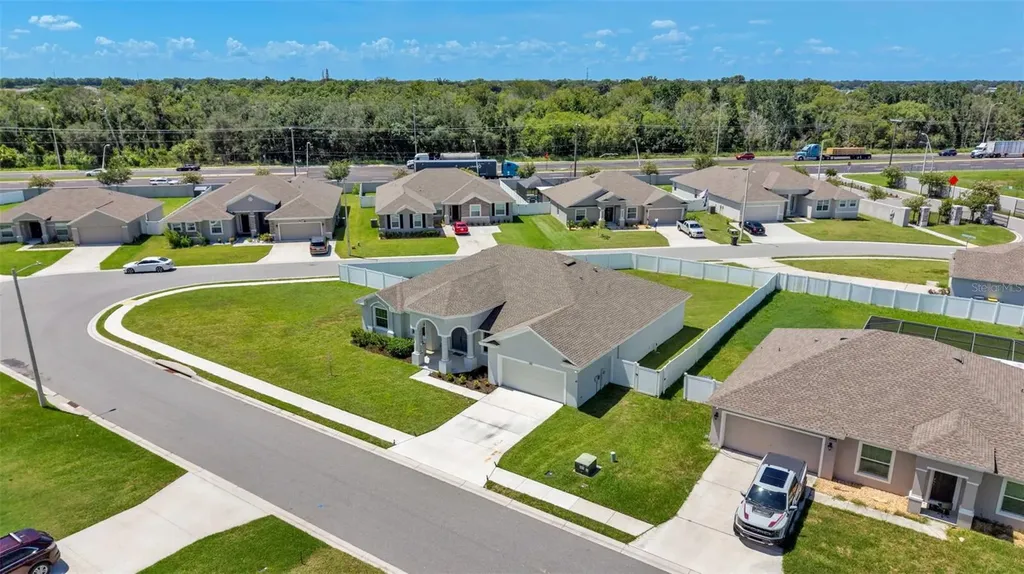 283 Cove At Eagle Lake Circle Eagle Lake FL 33839