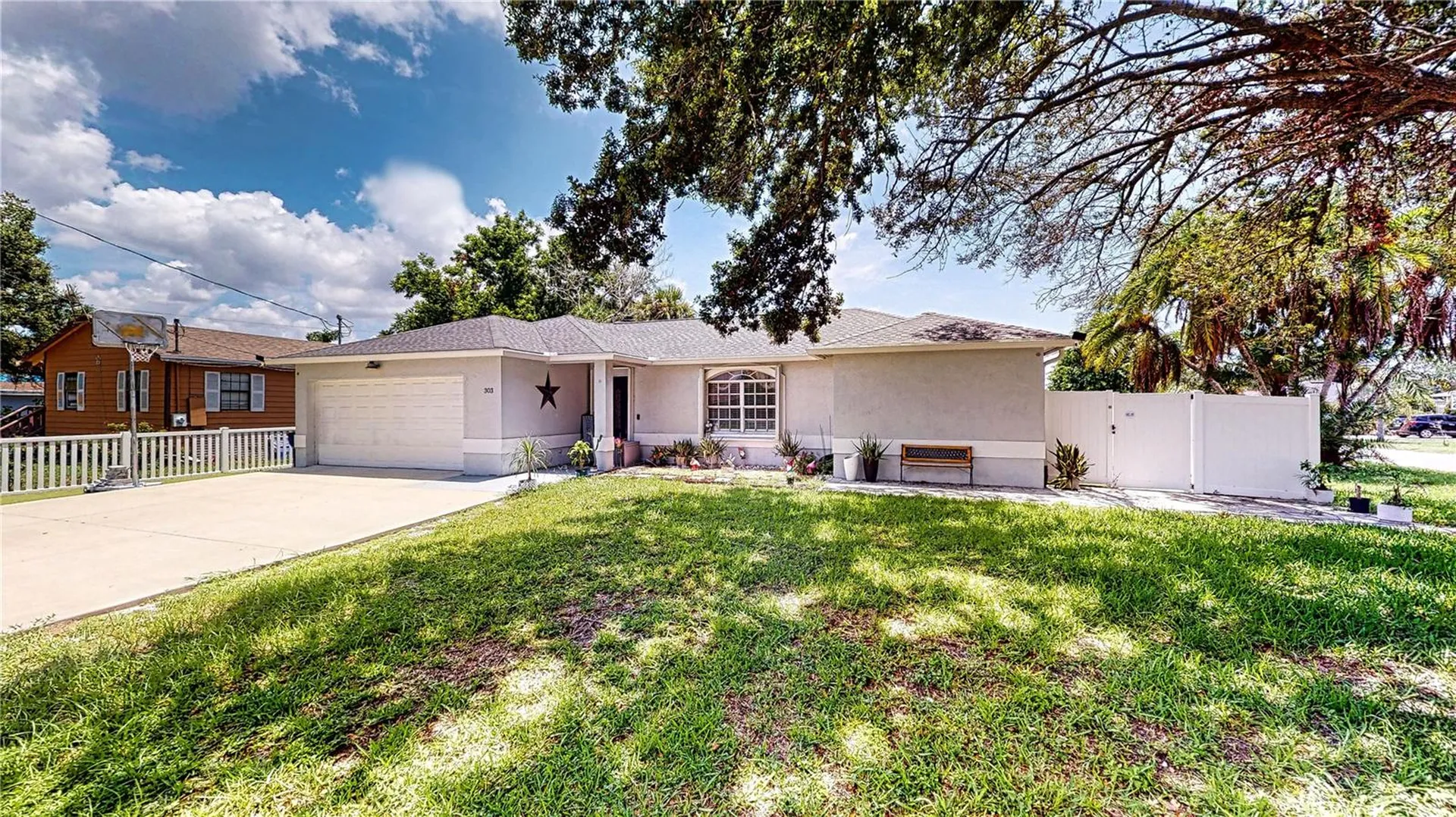 303 29th Street E Palmetto FL 34221