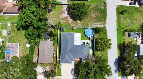 303 29th Street E Palmetto FL 34221