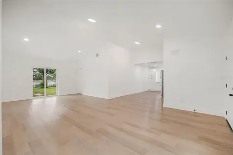 201 Ronnie Circle Orlando FL 32811