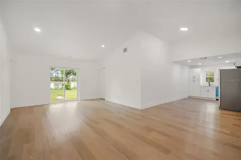 201 Ronnie Circle Orlando FL 32811