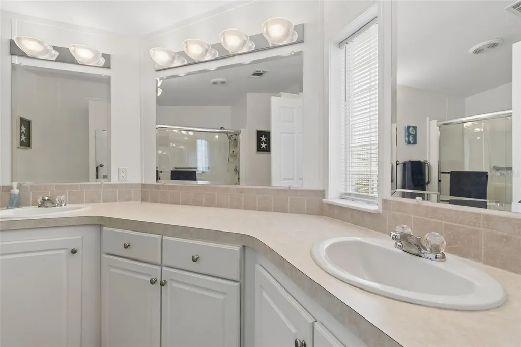 18 Mountain Laurel Drive Palm Harbor FL 34684