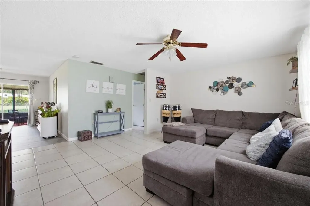 2266 Lake Lizzie Court St Cloud FL 34771