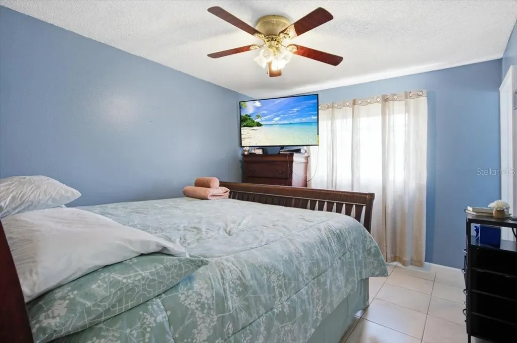 2266 Lake Lizzie Court St Cloud FL 34771