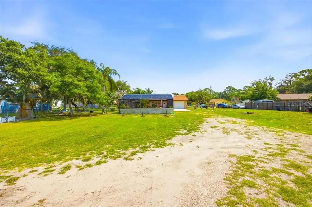2266 Lake Lizzie Court St Cloud FL 34771