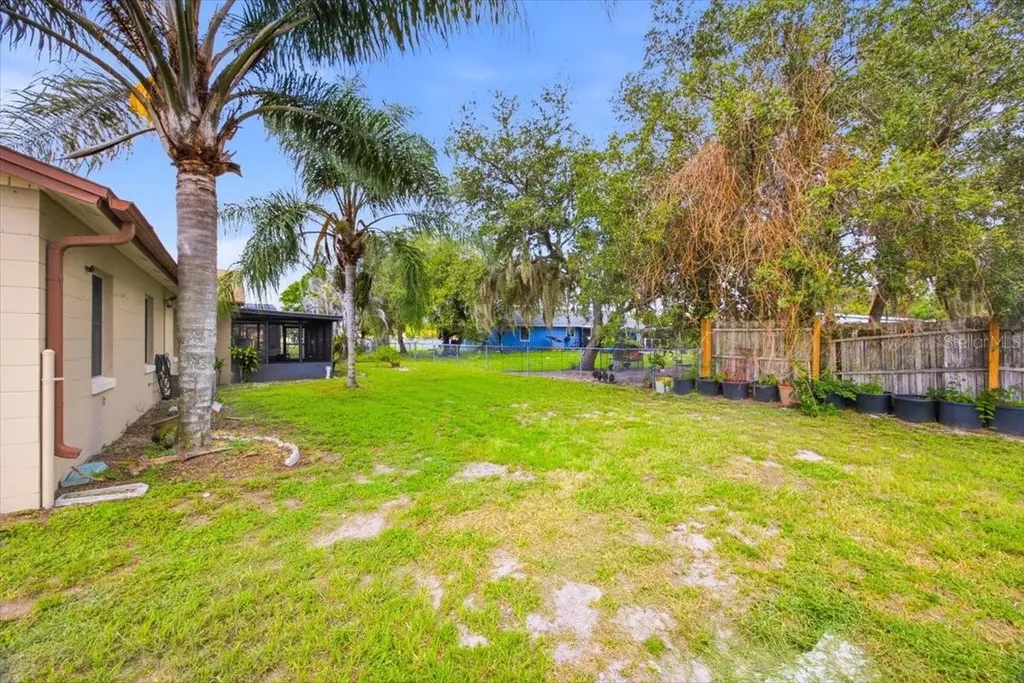 2266 Lake Lizzie Court St Cloud FL 34771