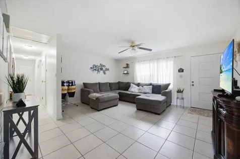 2266 Lake Lizzie Court St Cloud FL 34771
