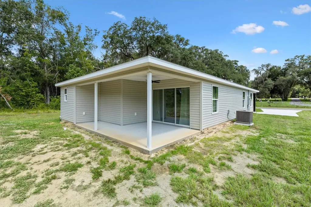 515 E Anderson Avenue Bushnell FL 33513
