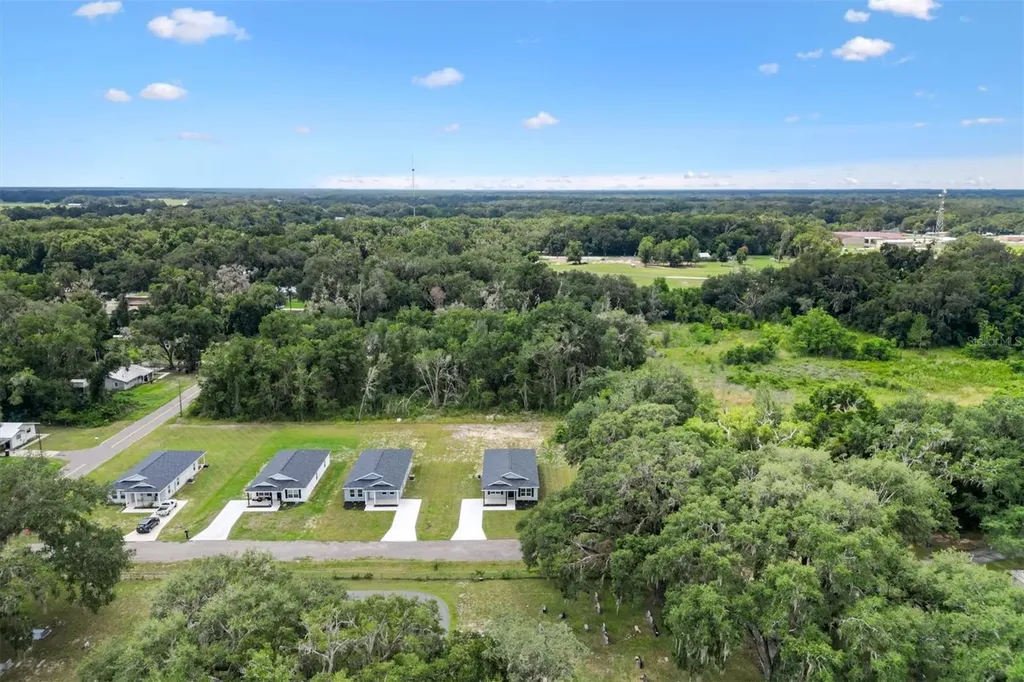 515 E Anderson Avenue Bushnell FL 33513