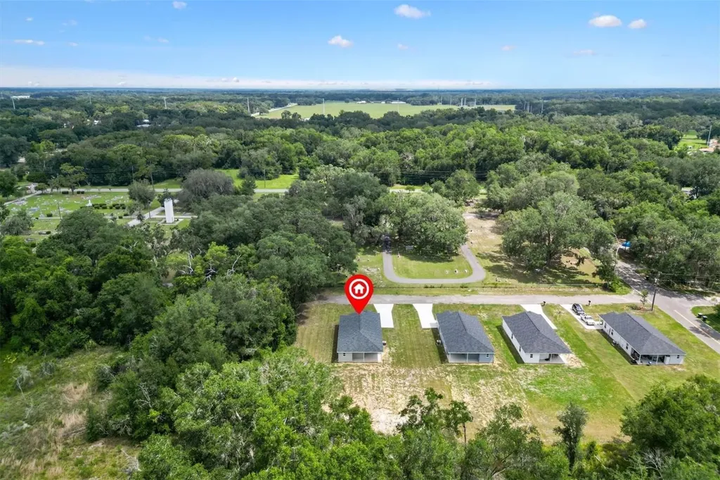 515 E Anderson Avenue Bushnell FL 33513