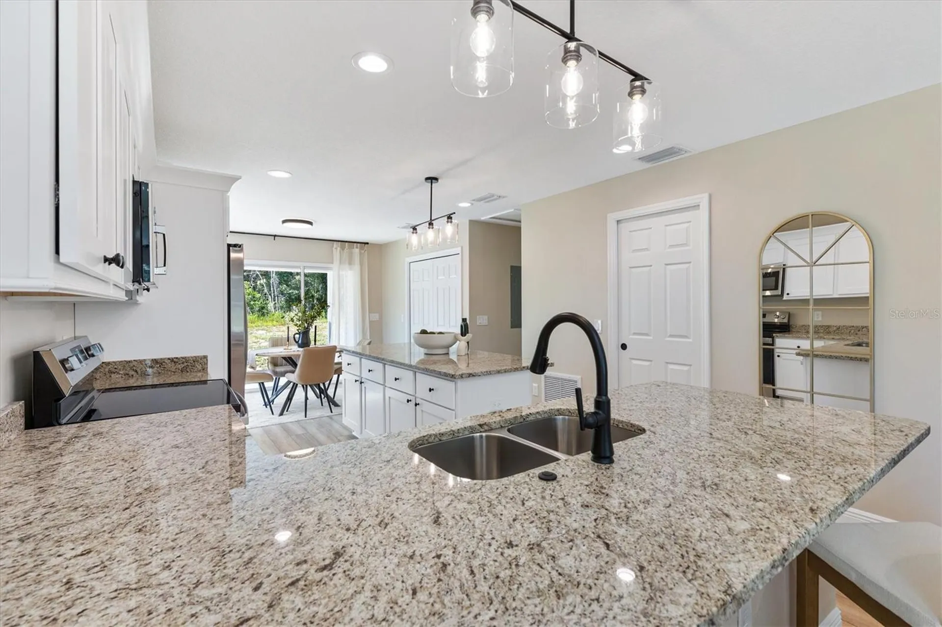 515 E Anderson Avenue Bushnell FL 33513