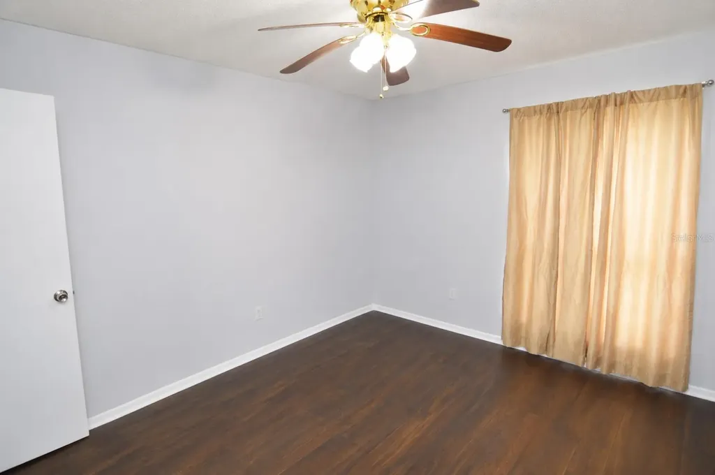 8718 Mallard Reserve Drive Tampa FL 33614