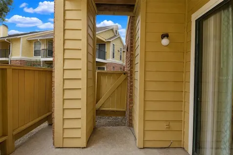 8718 Mallard Reserve Drive Tampa FL 33614