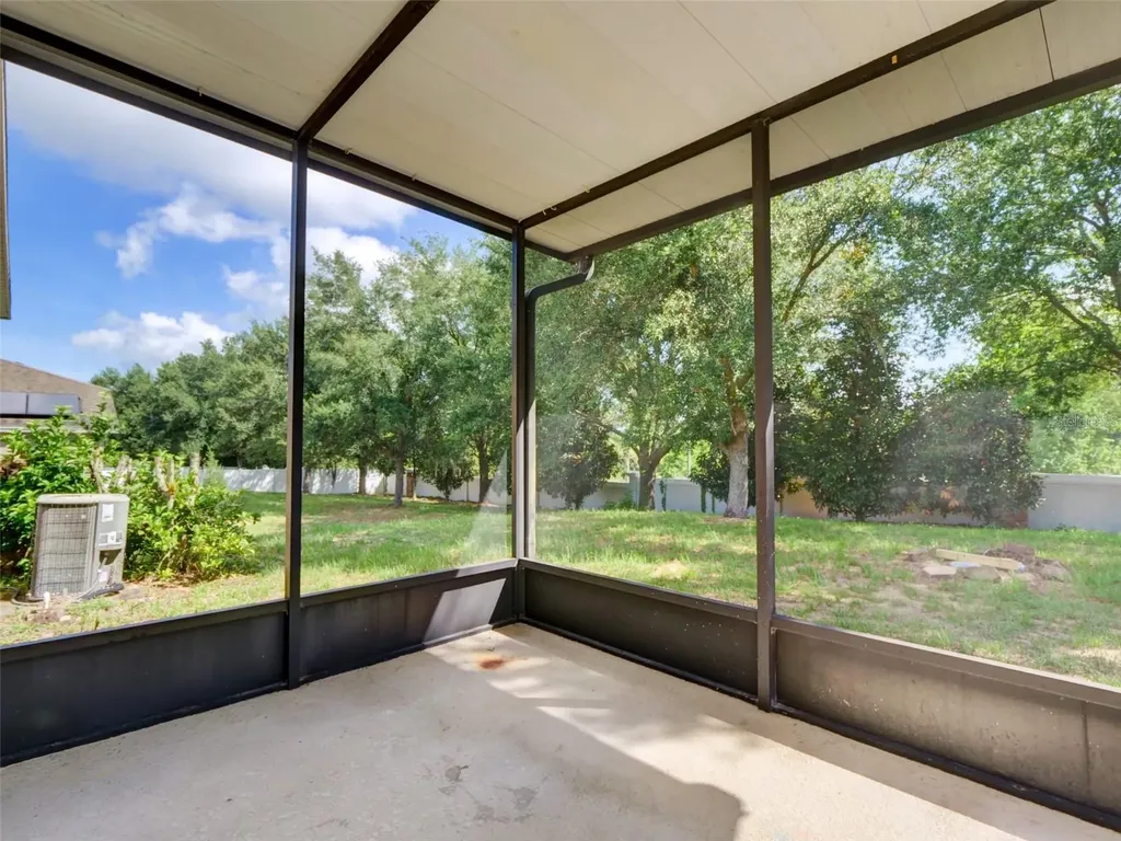 2972 Santa Maria Avenue Clermont FL 34715