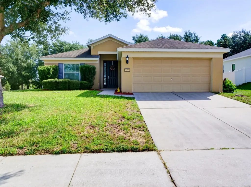 2972 Santa Maria Avenue Clermont FL 34715