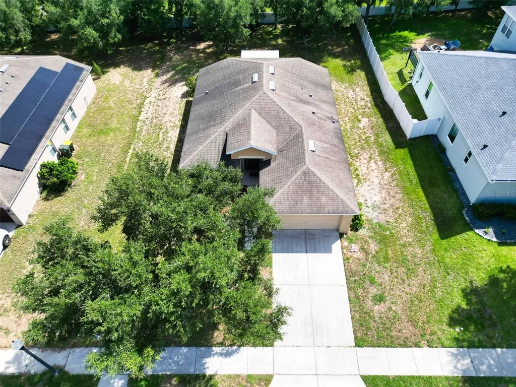 2972 Santa Maria Avenue Clermont FL 34715