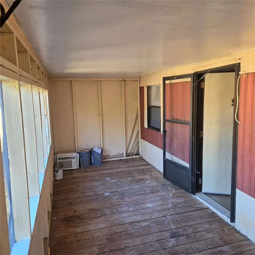 2820 Barnes Street Marianna FL 32448