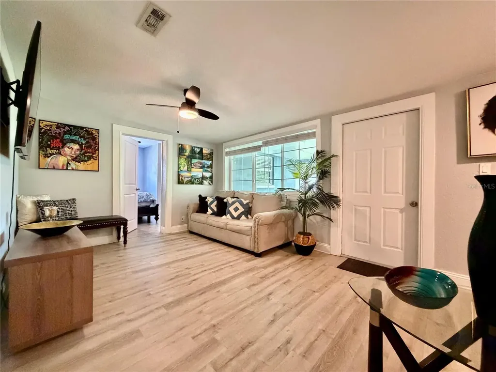 3926 W Cherry Street Tampa FL 33607