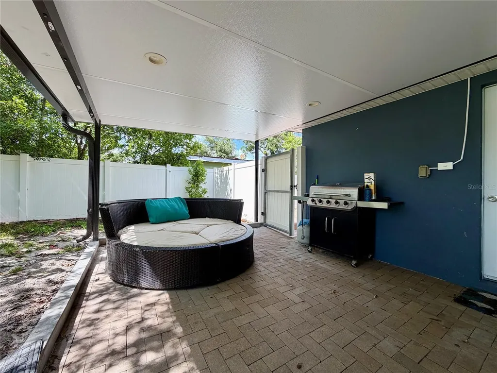 3926 W Cherry Street Tampa FL 33607