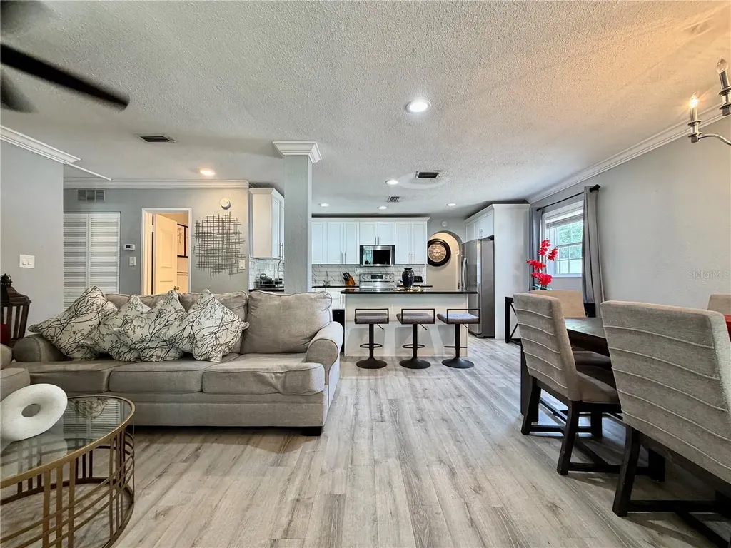 3926 W Cherry Street Tampa FL 33607