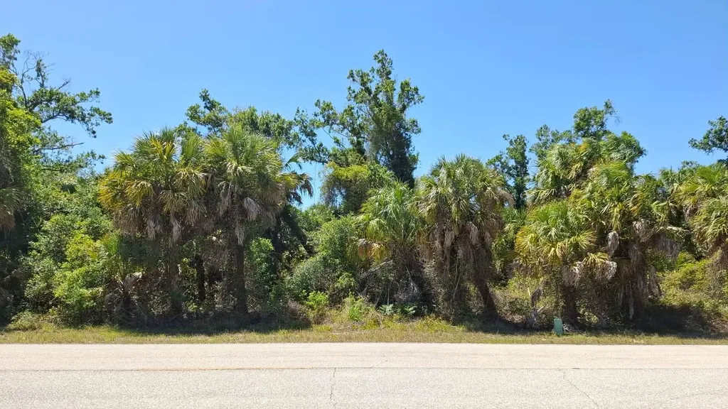 243 Warrington Boulevard Port Charlotte FL 33954
