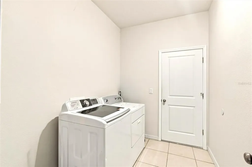 5724 Bannock Circle North Port FL 34288