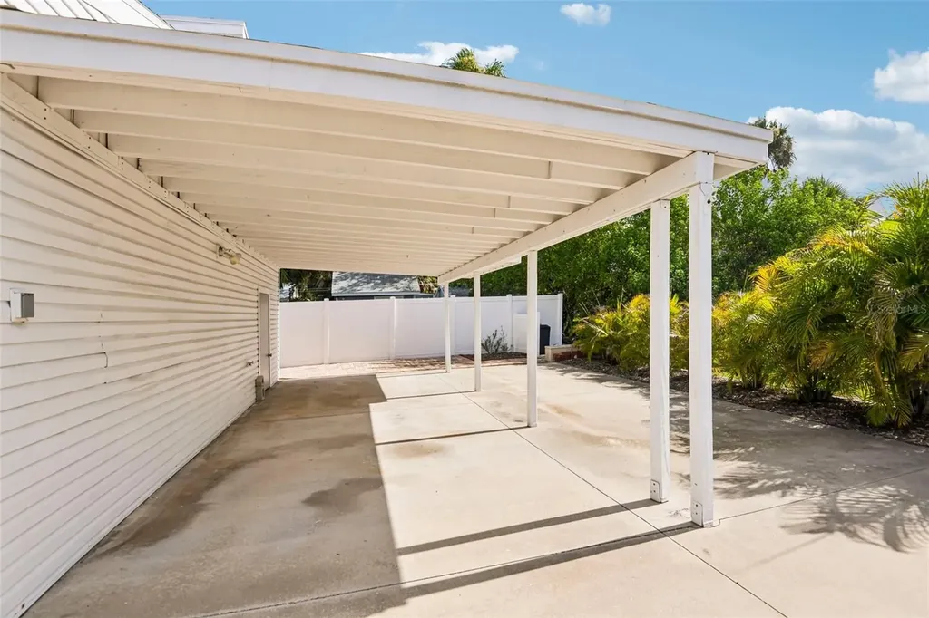 5731 28th Avenue S Gulfport FL 33707