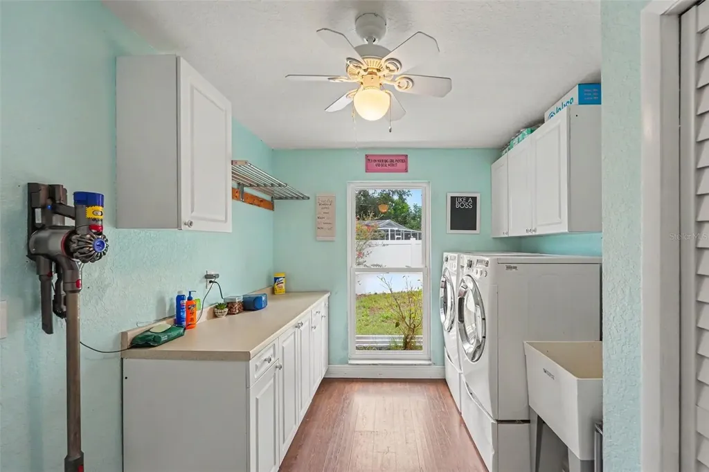 2675 Red Oak Court Clearwater FL 33761